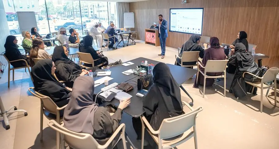 Dubai Future Academy launches courses on foresight, AI, and leadership