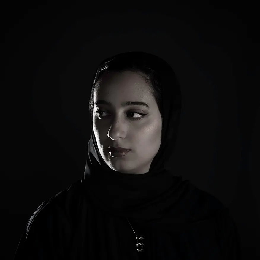 وزارة الثقافة تشارك في «آرت دبي» بعرض فني خاص لثلاث فنانات إماراتيات