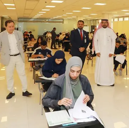 Arabian Gulf University holds in-person final exams for 83 students with 100% attendance