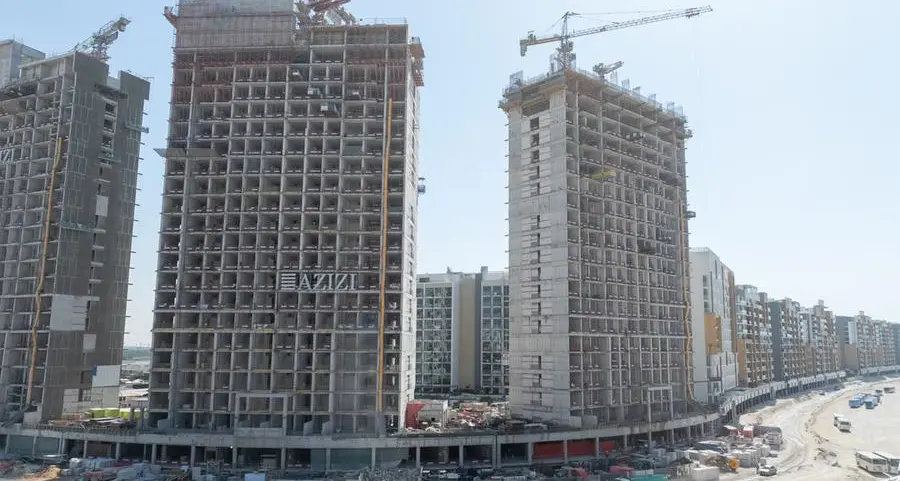 عزيزي للتطوير العقاري تُعلن عن إنجاز 58% من مشروع \"ريفييرا بيتش فرونت I\"