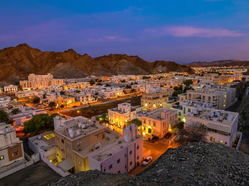 Oman: 300 non-compliant businesses caught in e-payment inspection drive in Seeb