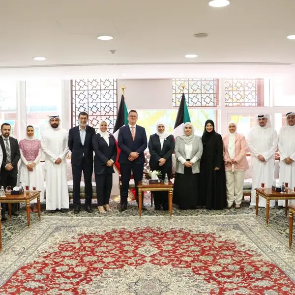 وزير المالية ووزير الدولة للشؤون الاقتصادية والاستثمار تلتقي نائب رئيس المهندسين في شركة جوجل كلاود لمنطقة أوروبا والشرق الأوسط وأفريقيا