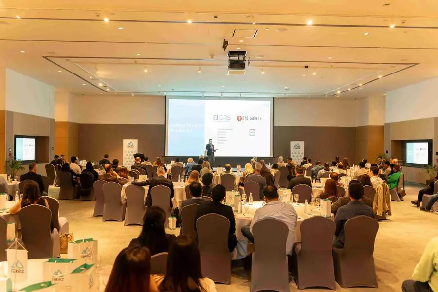 RAKEZ Guides Entrepreneurs On Sustainable Growth At Scaling Smart Session in UAE