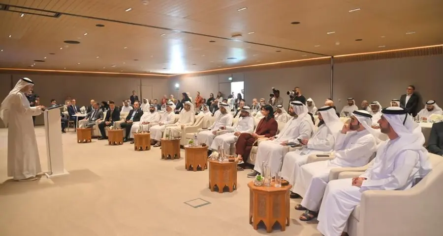 الشارقة تجمع القطاعين العام والخاص لبحث الفرص الاستثمارية الواعدة في ظل تحولات الاقتصاد العالمي
