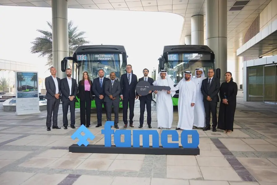 The official handover ceremony, held at the Abu Dhabi Mobility offices in Abu Dhabi. Image Courtesy: Al-Futtaim Automotive