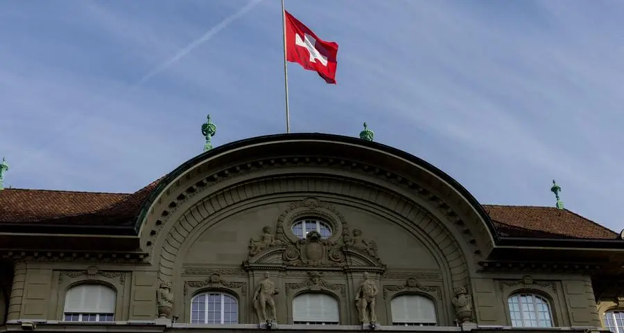 Swiss private banks managing more wealth than ever, report finds