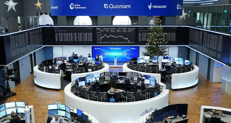 European shares rise as banking, commodity stocks lead broader gains