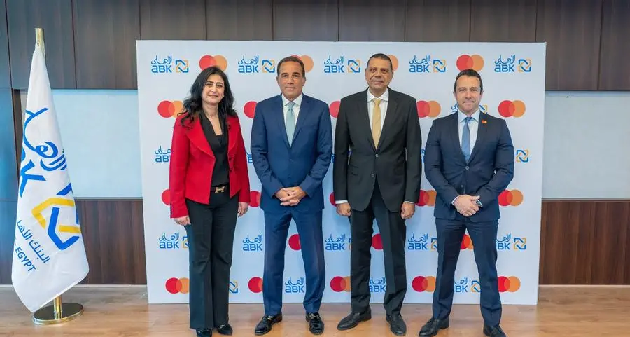 البنك الأهلي الكويتي - مصر وماستركارد يعلنان عن تعاون استراتيجي لدعم الابتكار الرقمي في مصر