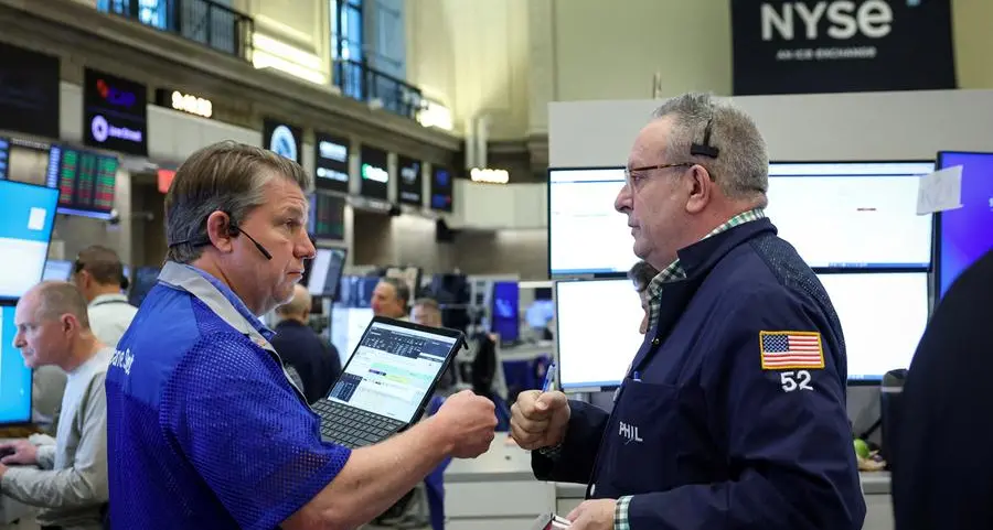 Global shares drop as bond yields jump on inflation worries