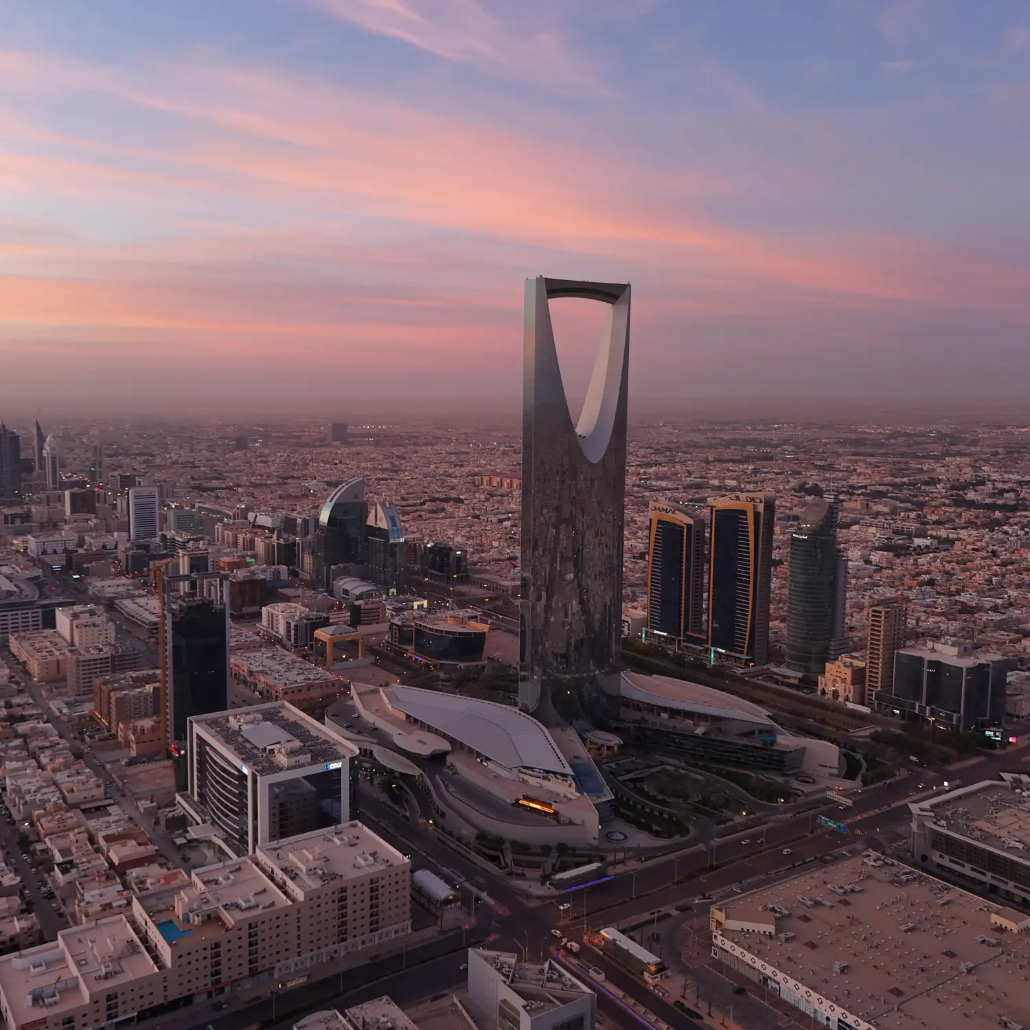 UAE, Saudi Arabia to see higher economic growth