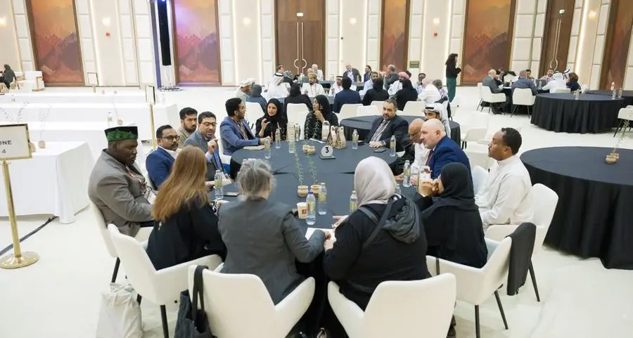 مؤتمر الفجيرة الدولي لأبحاث النحل يختتم دورته الثانية بإصدار توصيات استراتيجية لتعزيز الأمن الغذائي واستدامة قطاع تربية النحل