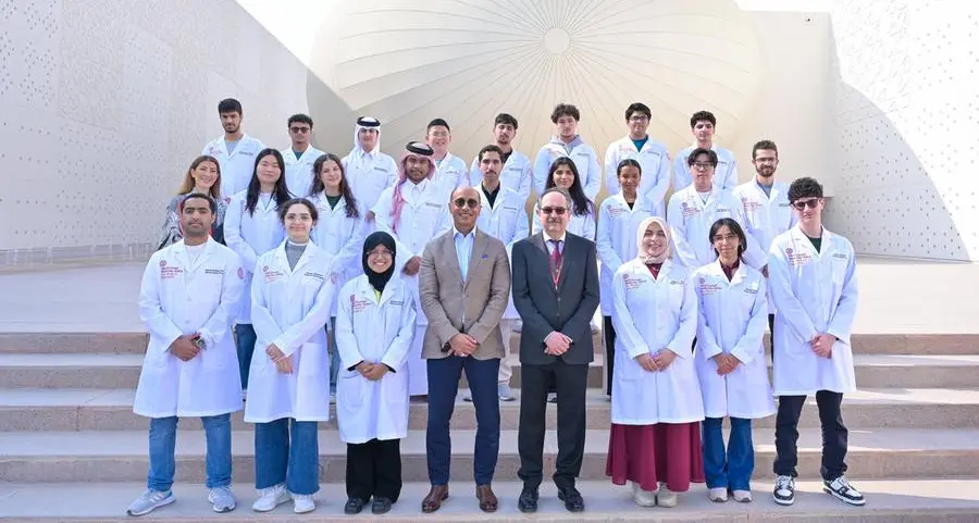 WCM-Q students shadow physicians at affiliate hospitals