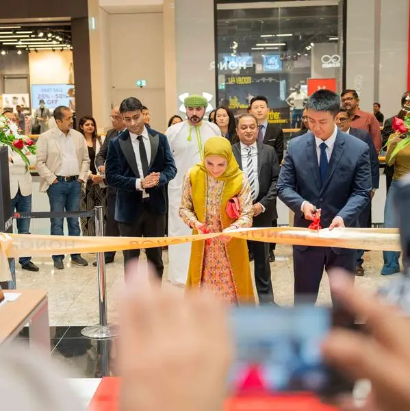 MHD-ITICS and HONOR introduces new HONOR Experience Store in Oman