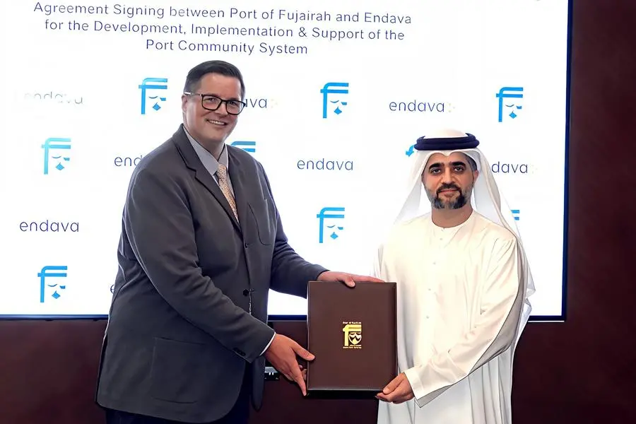 (L) David Boast, General Manager \\u2013 UAE & KSA at Endava and (R) Mr. Khalil Ebrahim, Deputy Managing Director at Port of Fujairah. Image caption: Endava