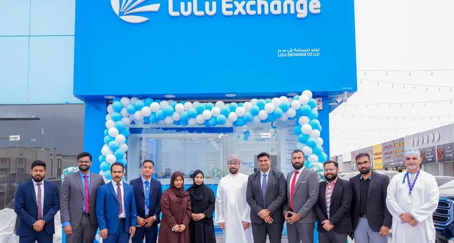 لولو للصرافة تفتتح مركزًا جديدًا لمشاركة العملاء في المعبيلة وتُحدّث مركزها في الثرمد