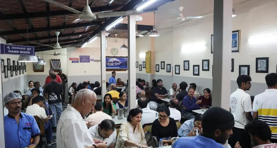 India services growth picks up in April on strong domestic demand, PMI shows
