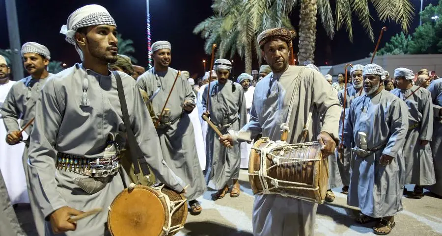 French troupe, Japanese drums, Muscat nights