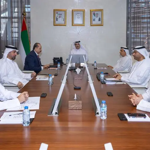 \"قضاء أبوظبي\" تعتمد دفعة جديدة من الخبراء ووسطاء تسوية المنازعات