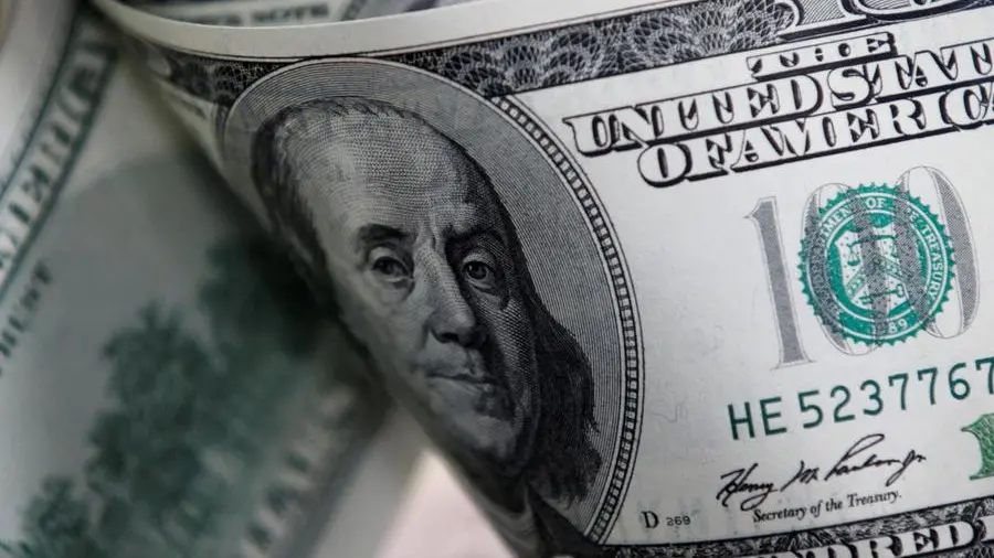 Dollar indecisive as investors await more tariff clarity