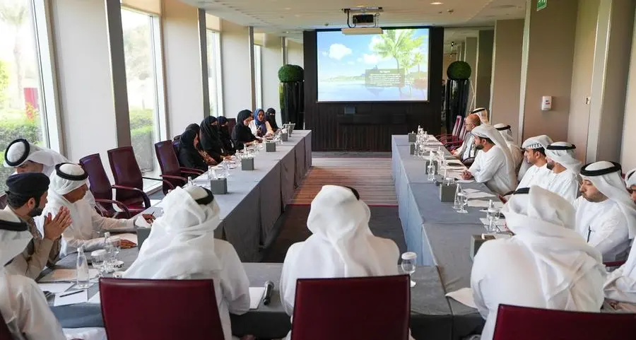 لجنة إمارة الشارقة لاحتفالات عيد الاتحاد تعقد اجتماعاً تعرض فيه التحضيرات النهائية لاحتفالات عيد الاتحاد الـ 54