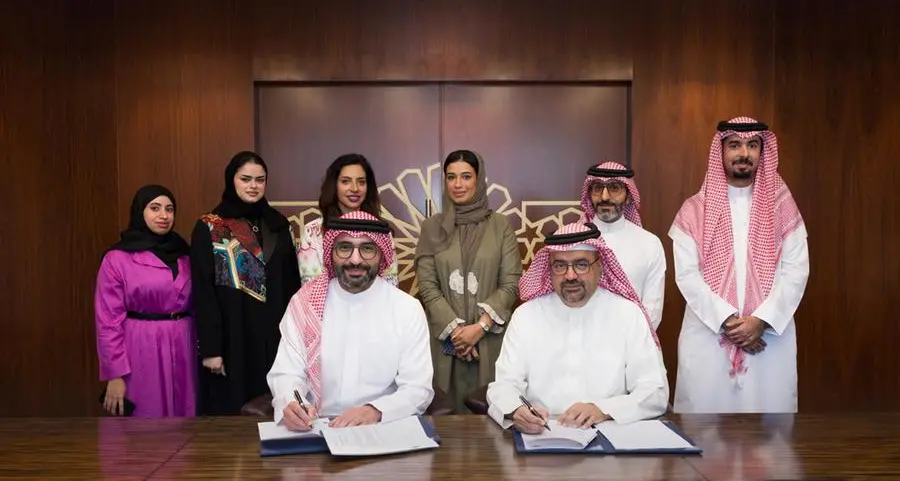 «بريق الرتاج» تنضم إلى برنامج مكافآت الولاء الوظيفي تأكيداً لالتزامها بتعزيز ثقافة التقدير، ودعم الكفاءات البحرينية