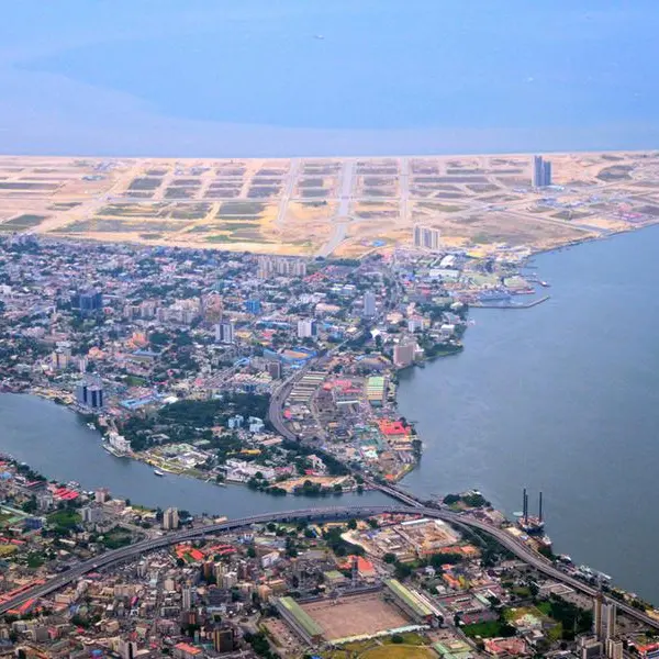 Netizens bicker over market cap gap between Nigerian and South African banks