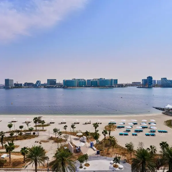 ميرال تعزز تجارب ياس باي ووترفرونت على جزيرة ياس بافتتاح \"شاطئ ياس باي الشرقي\" في 19 مارس