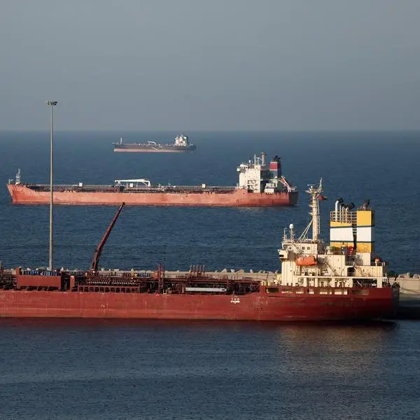Shipping traffic remains at virtual standstill through Hormuz, data shows
