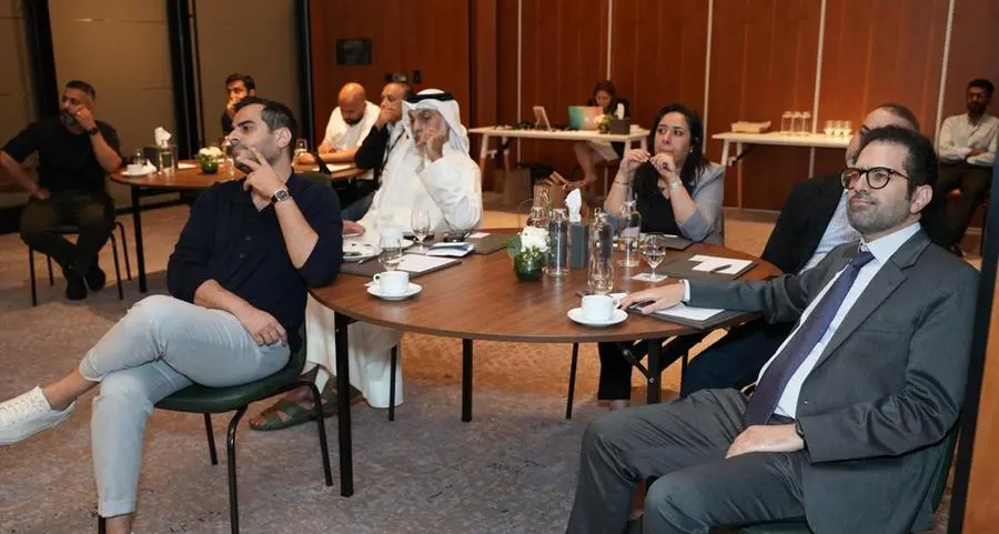 \"رواد الأعمال في البحرين\" تنظم جلسة متخصصة حول التوقعات الاقتصادية مع الخبير العالمي جارمو كوتيلين