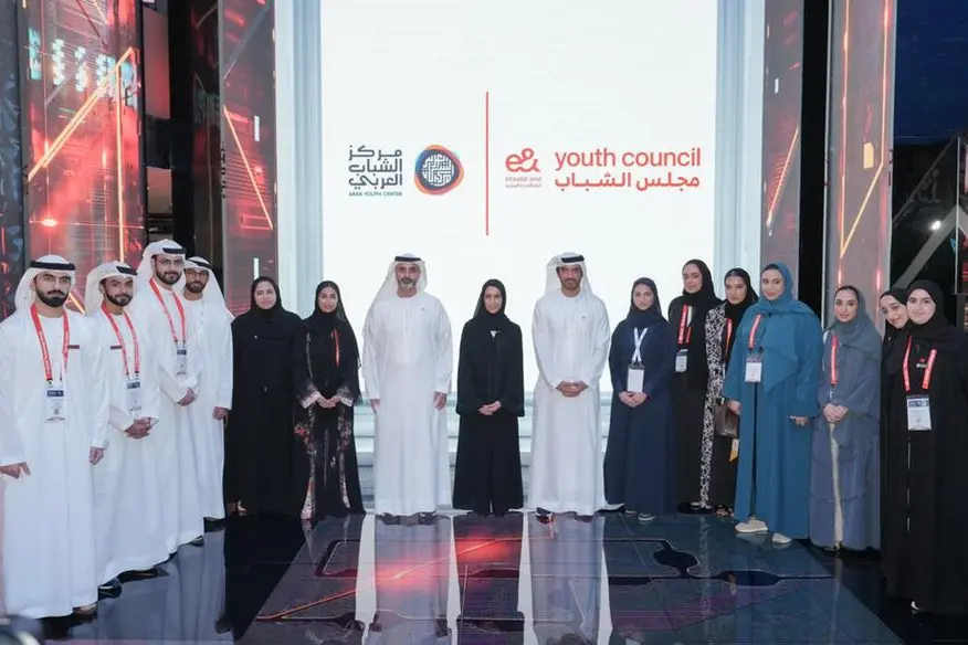 مركز الشباب العربي ومجموعة \"إي آند\" يوقعان مذكرة تفاهم استراتيجية بهدف الاستثمار في طاقات الشباب