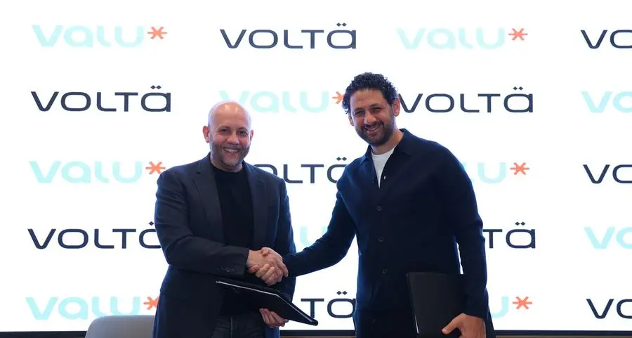 ڤاليو و «ڤولتة» توقعان اتفاقية شراكة لتمويل شراء السيارات الكهربائية الخضراء والمصنعة محليًا في مصر