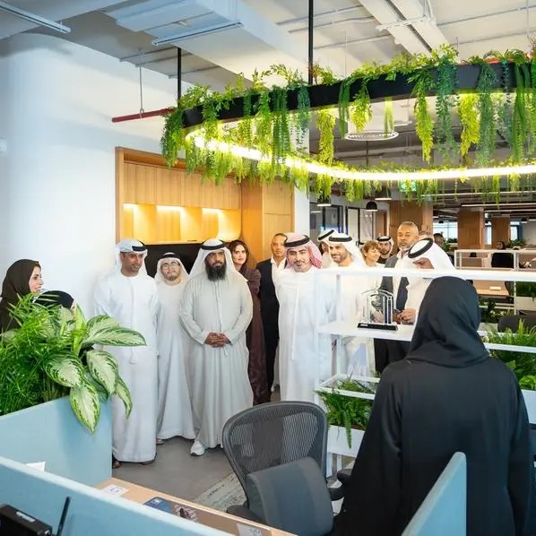 \"دو\" تكشف عن مركز اتصال العملاء الجديد بالفجيرة وتشغيله بطاقم إماراتي نسائي بالكامل