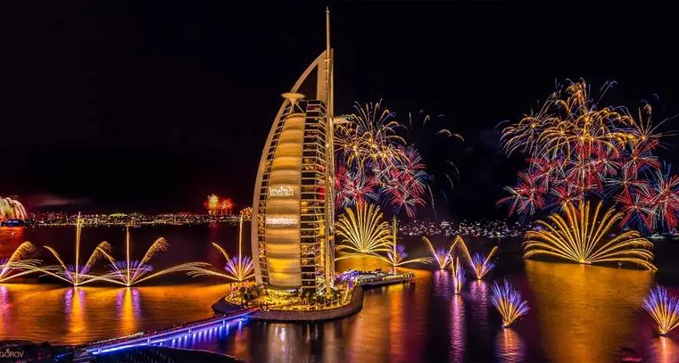 شركة \"روجييري\" الفرنسية الخبيرة في الألعاب النارية والممتدة لـ 300 عام تدخل في شراكة مع \"نوفارا للفعاليات\"