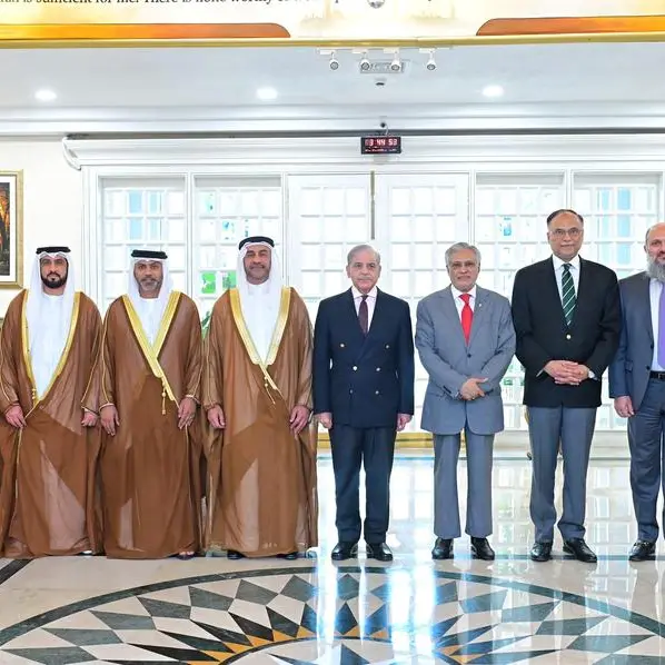 حكومتا الإمارات وباكستان تطلقان شراكة استراتيجية في تحديث العمل الحكومي