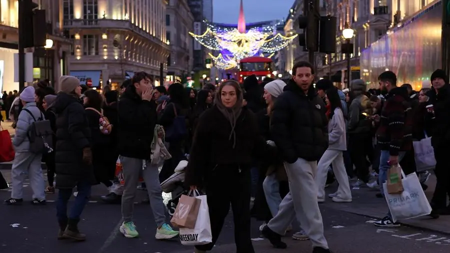 UK consumers cut spending in December by most since 2021, Barclays says
