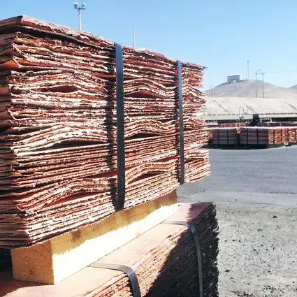 Copper prices edge up in thin trade after past week's tumble