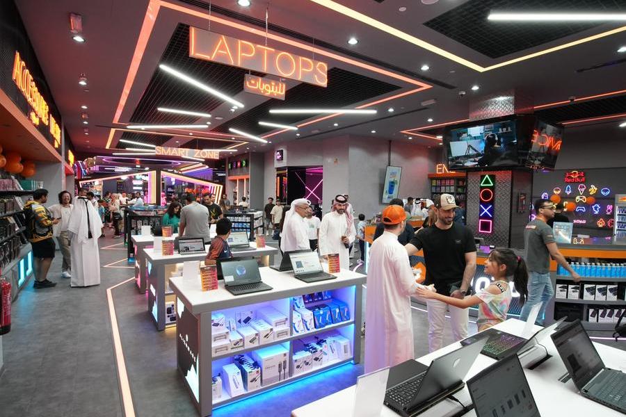 Store974 представляет торжественное открытие своего регионального игрового магазина для ПК на Вандомской площади в Катаре.