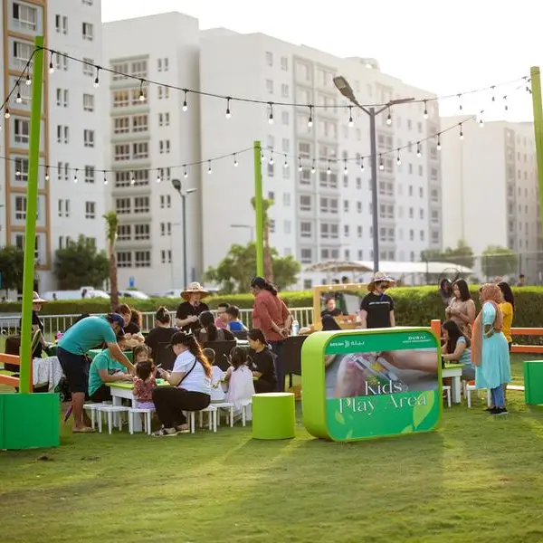 Dubai residents learn about sustainable waste management as part Dubai Asset Management's newly launched sustainability drive