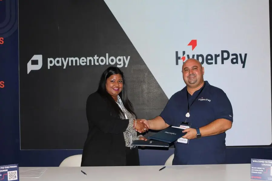 Nauman Hassan, Regional Director at Paymentology and Muhannad Ebwini, Founder and CEO of HyperPay. Image Courtesy: HyperPay