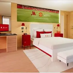 Marriott Hotels and Manchester United unveil once-in-a-lifetime themed experiences for football fans in the UAE