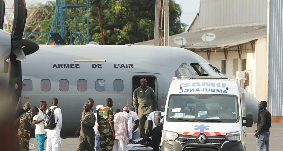 Senegal brings back survivors of drifting migrant boat