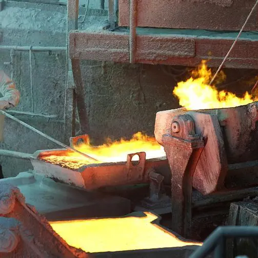 Copper loses steam on economic worries, technical signals