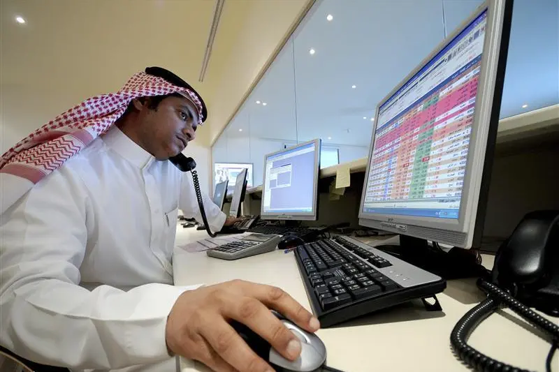 Saudi's PIF signs deal to buy stake in Middle East Paper