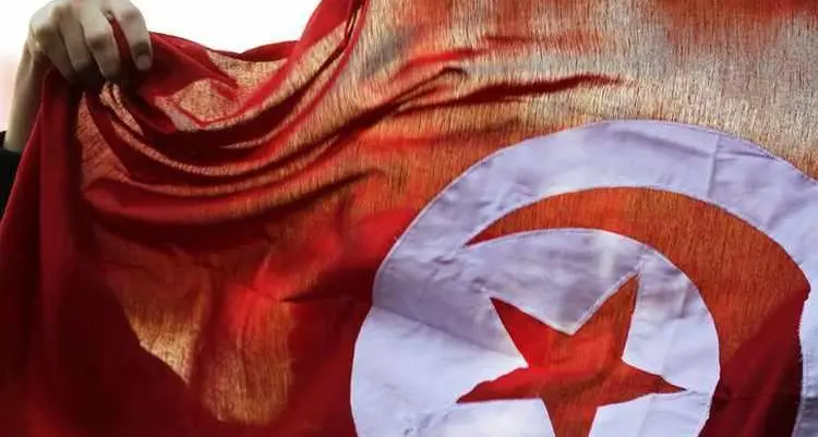 السلطات التونسية تعتقل شخصيات سياسية ورجل أعمال بارز
