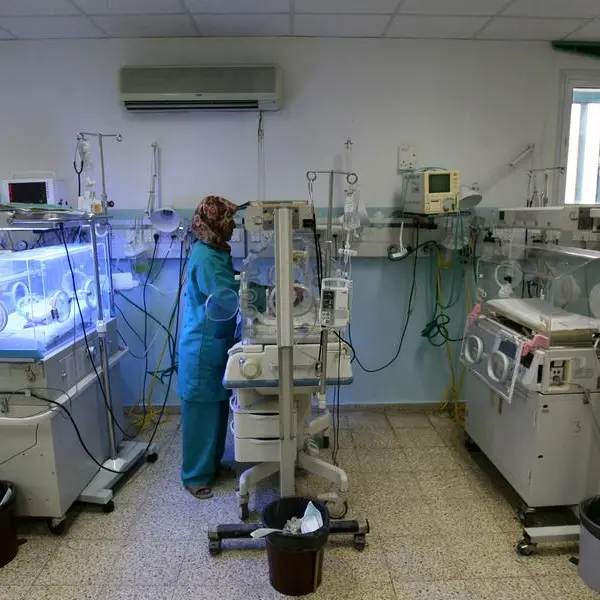 Hamas health official says 5 premature babies, 7 patients died in Gaza hospital