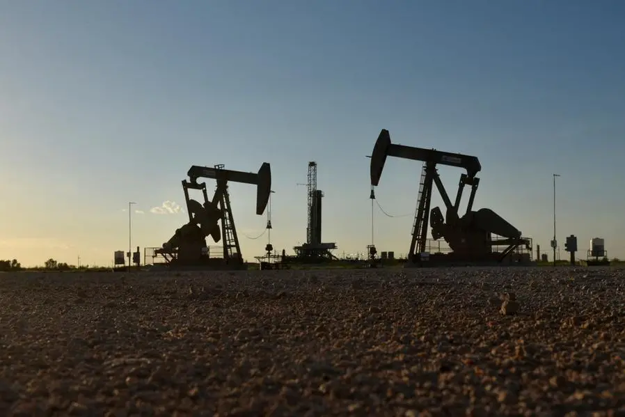 Oil starts week lower after Israel says 'concluded' Gaza strikes