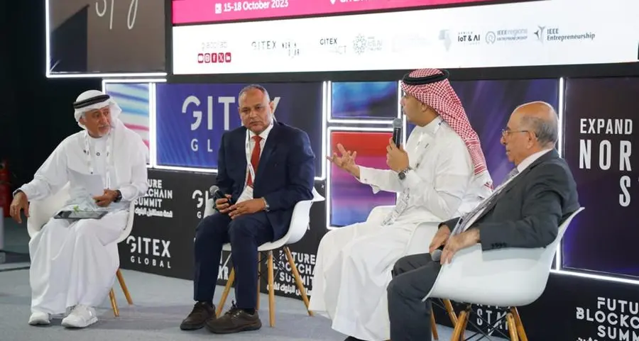 جامعة دبي تبحث دور التكنولوجيا في قيادة النمو الاقتصادي بالعالم العربي