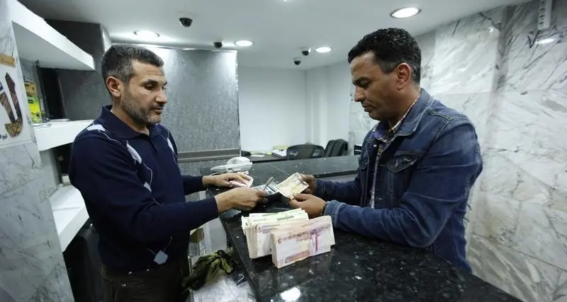 Libyan dinar slips on black market amid central bank crisis