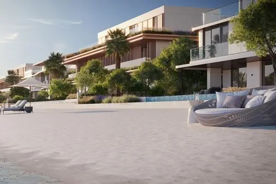 Over 500 property brokers queue up overnight in Dubai to buy Palm Jebel Ali villas