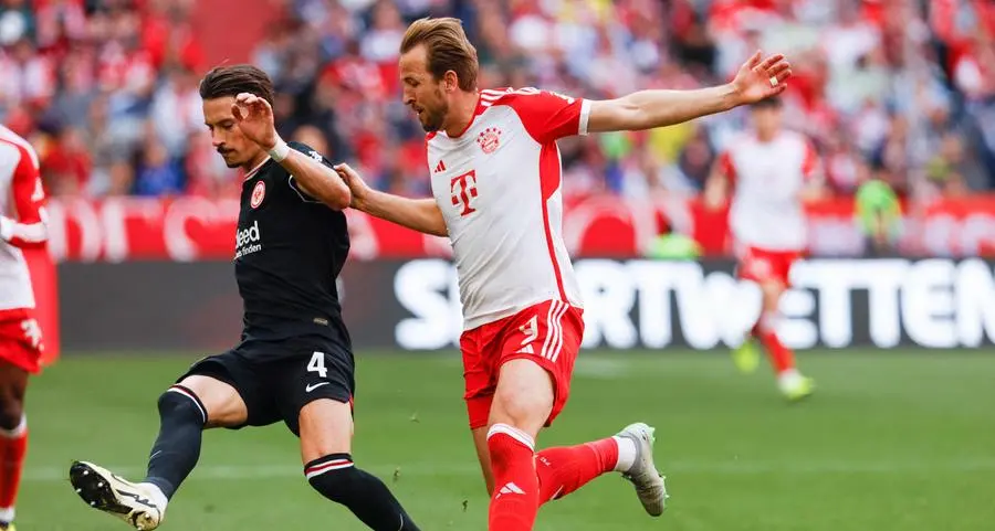 Leverkusen keep unbeaten streak alive, Kane eyes Bundesliga goal record